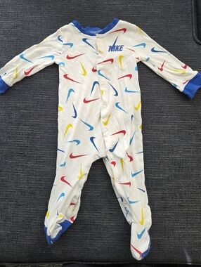 Nike Onesie 9m